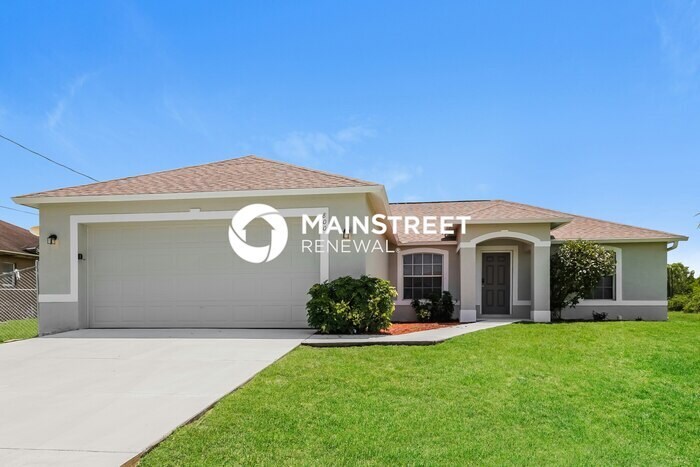 800 Floyd Ave N in Lehigh Acres, FL - Building Photo