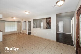 4414 Sandy Park Dr in Memphis, TN - Building Photo - Building Photo