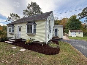 197 Forest St in Dighton, MA - Building Photo - Building Photo
