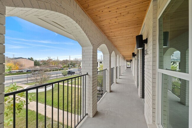 5911 Sheridan Ave in Austin, TX - Building Photo - Building Photo