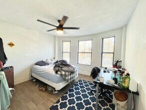 1516 Tremont St, Unit 2 in Boston, MA - Foto de edificio - Building Photo