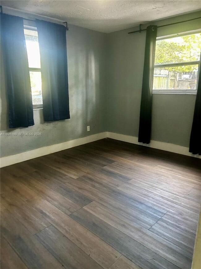 4510 SW 38th St in West Park, FL - Building Photo - Building Photo