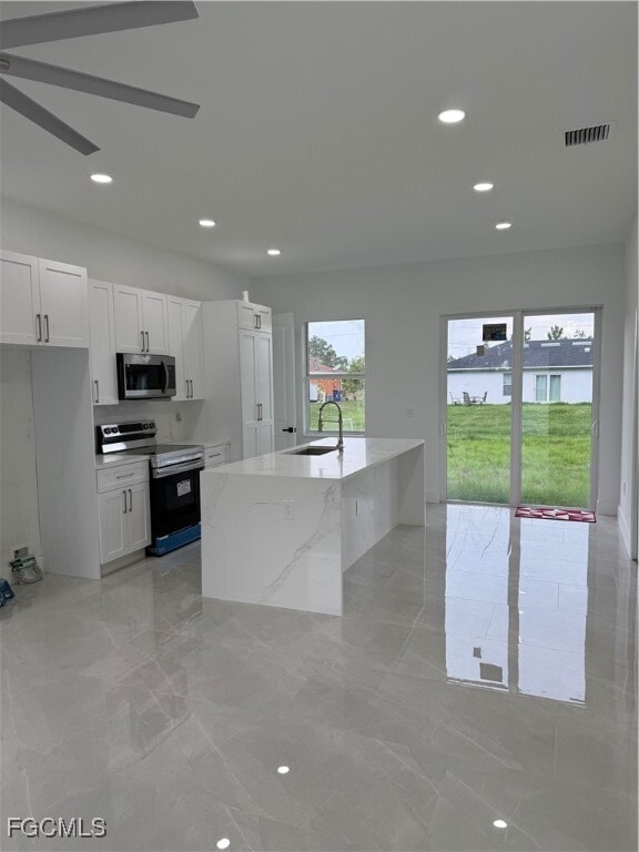 1037 Macy St E in Lehigh Acres, FL - Building Photo - Building Photo