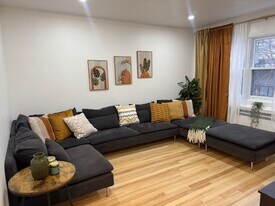 4838 Isabella Av in Montréal, QC - Building Photo