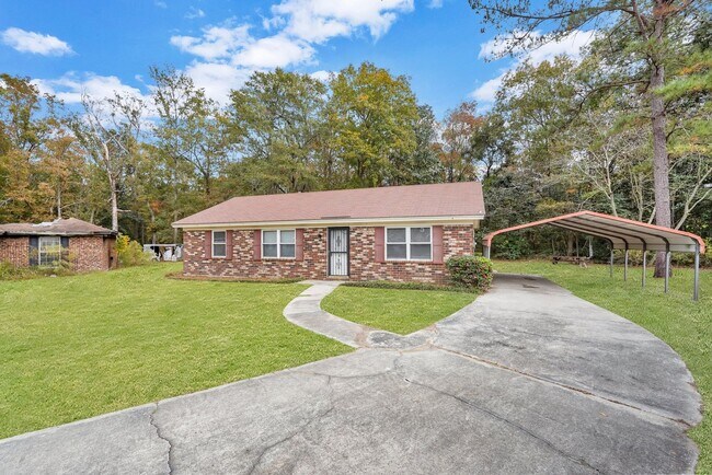 property at 5 Holiday Ct