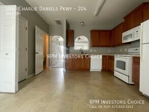 1040 Charlie Daniels Pkwy in Mount Juliet, TN - Building Photo - Building Photo