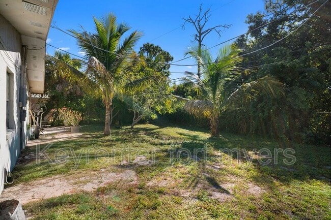 property at 1706 Cypress Dr