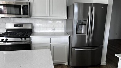 620 Truman St in Little Elm, TX - Building Photo - Building Photo
