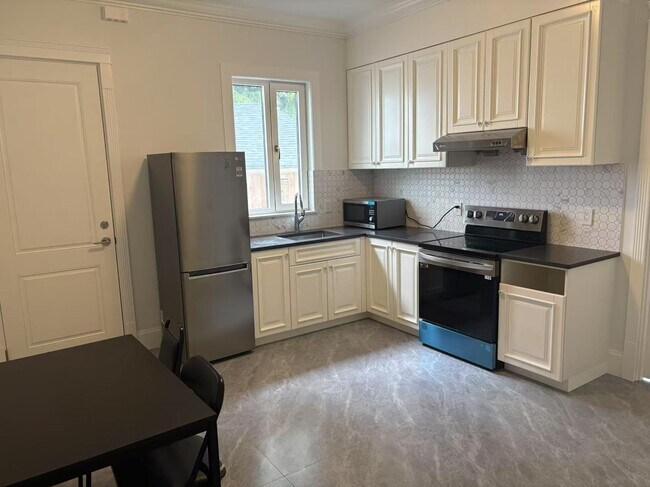 10811 Southridge Rd in Richmond, BC - Building Photo - Building Photo