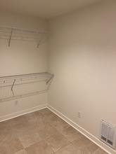 6410 Phinney Ave N-Unit -Studio A in Seattle, WA - Foto de edificio - Building Photo