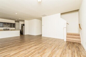 440 Canoe Way in Crowley, TX - Building Photo - Building Photo