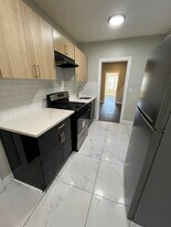 158 Sanford St in East Orange, NJ - Building Photo