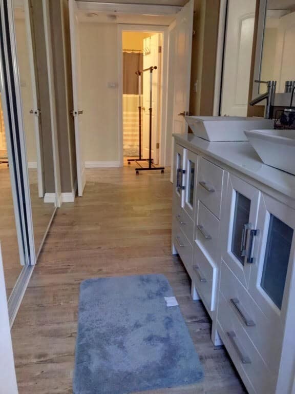 property at 18307 Burbank Blvd