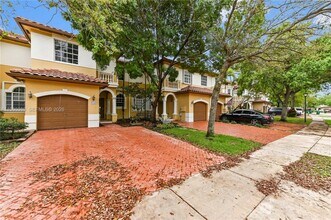 5043 SW 140th Terrace in Miramar, FL - Building Photo - Building Photo