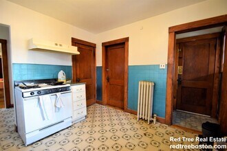 81 Beechcroft St in Boston, MA - Building Photo - Building Photo