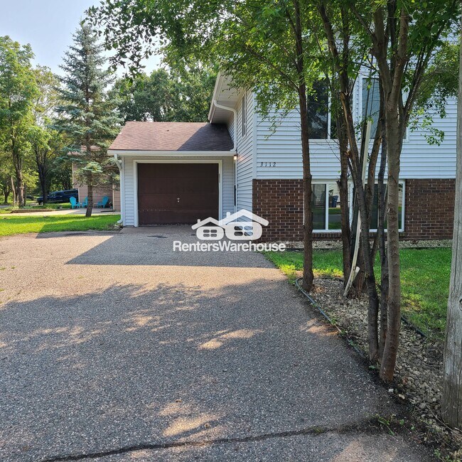 3112 Park Dr in St. Cloud, MN - Building Photo - Building Photo