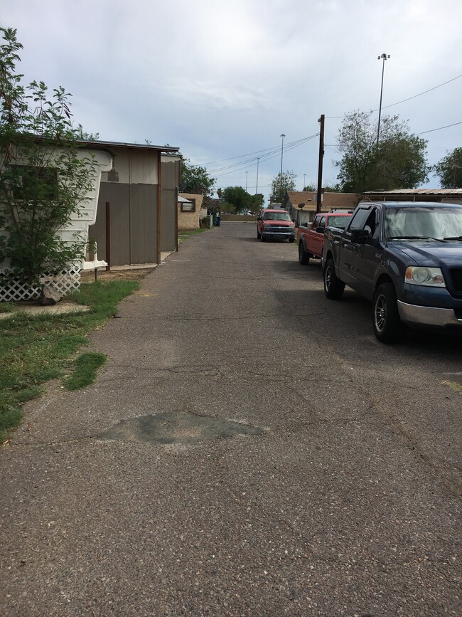 Black Canyon Trailer Ranch in Phoenix, AZ - Building Photo - Building Photo