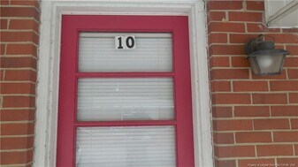 826 Ridge Rd in Fayetteville, NC - Building Photo