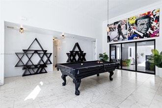 1061 NW N River Dr in Miami, FL - Building Photo - Building Photo