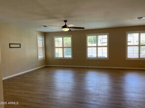 16054 W Shangri La Rd in Surprise, AZ - Building Photo - Building Photo
