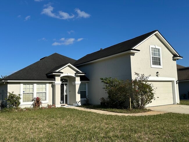 property at 2455 Coachman Lakes Dr