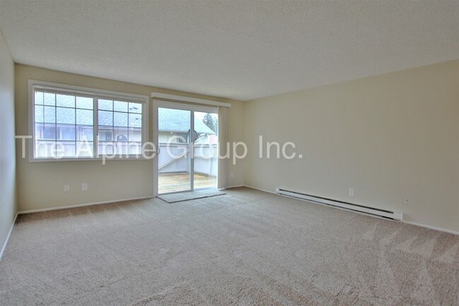 3283 SW 126th Ave in Beaverton, OR - Foto de edificio - Building Photo