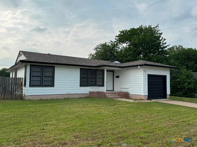 1109 Estelle Ave in Killeen, TX - Building Photo - Building Photo