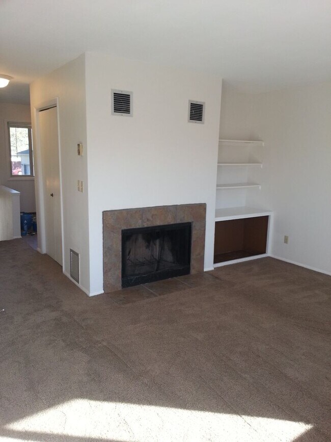 property at 203 S 15th Ave