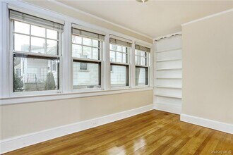 145 Johnson Rd in Scarsdale, NY - Building Photo - Building Photo