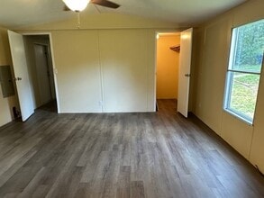 326 Perkins Rd in St. Clair, MO - Building Photo - Building Photo