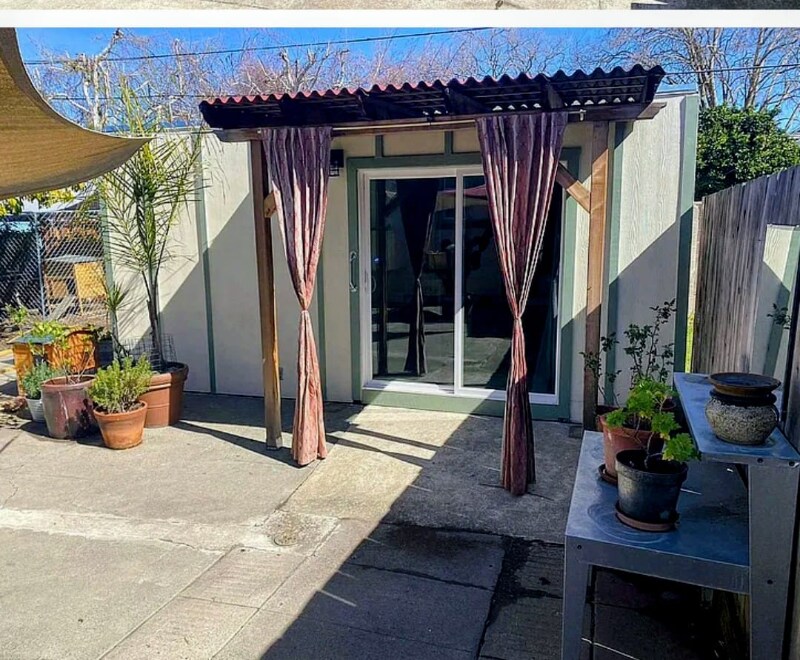 1 Napa St in Vallejo, CA - Building Photo