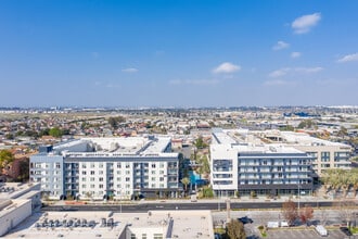 Union South Bay in Carson, CA - Foto de edificio - Building Photo