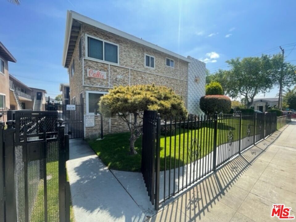 628 S Osage Ave in Inglewood, CA - Foto de edificio