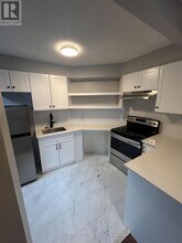 883 Somerset St W in Ottawa, ON - Building Photo - Building Photo