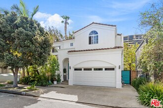 736 Oxford Ave in Los Angeles, CA - Building Photo - Building Photo