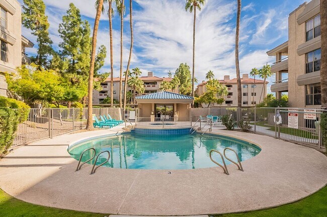 5122 N 31st Way in Phoenix, AZ - Building Photo - Building Photo