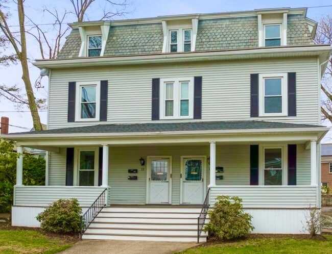 13 Emerson St, Unit 2