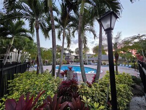 8307 SW 142nd Ave in Miami, FL - Building Photo - Building Photo