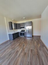 1425 S Karlov Ave in Chicago, IL - Building Photo - Building Photo