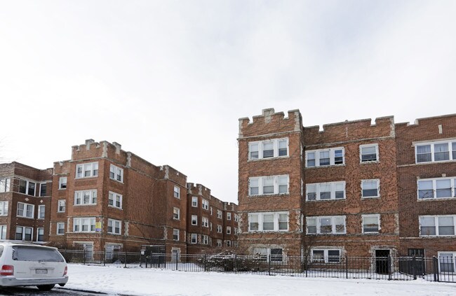 The Parkways in Chicago, IL - Foto de edificio - Building Photo