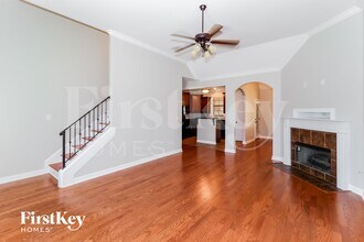 10582 Bird Stone Cove in Cordova, TN - Foto de edificio - Building Photo