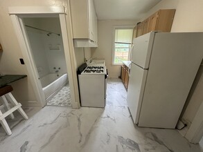 123 Prospect St, Unit 2L2R in Ithaca, NY - Building Photo - Building Photo