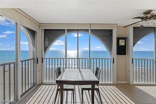 25900 Hickory Blvd in Bonita Springs, FL - Building Photo