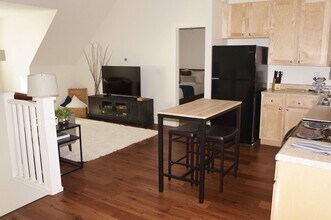 305 E Wylie St in Bloomington, IN - Building Photo - Building Photo