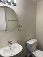 370 Fisher Mills Rd in Cambridge, ON - Building Photo - Building Photo