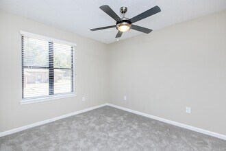 Orchard Landing Apartments in Ridgeland, MS - Foto de edificio - Building Photo