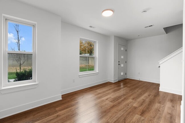 2845 Summers Pl in Troy, MI - Building Photo - Building Photo