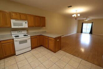 825 Anastasia Blvd in St. Augustine, FL - Building Photo - Building Photo