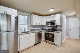 269 4th Ave, Unit 101 in Quantico, VA - Building Photo - Building Photo