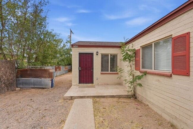 2520 E Cameron Vista in Tucson, AZ - Building Photo - Building Photo